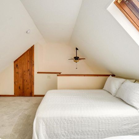North Conway Vacation Rental Near Saco River! Exterior photo