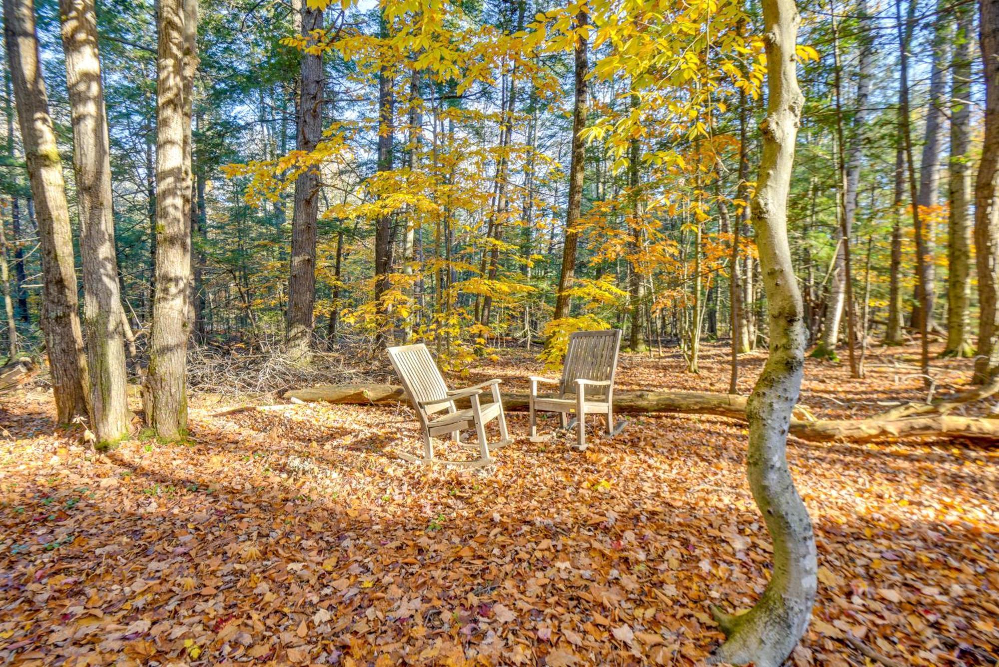 North Conway Vacation Rental Near Saco River! Exterior photo