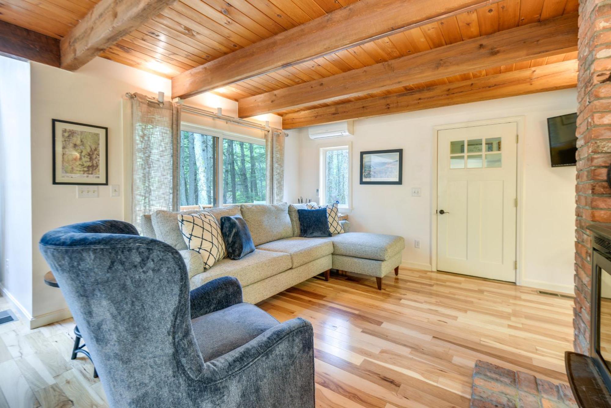 North Conway Vacation Rental Near Saco River! Exterior photo