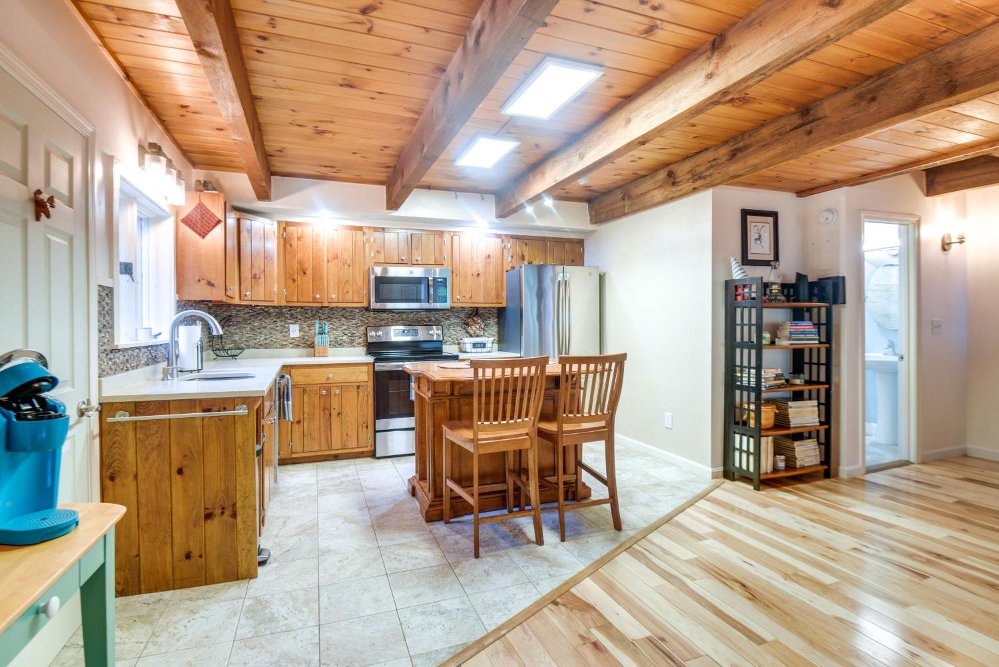 North Conway Vacation Rental Near Saco River! Exterior photo