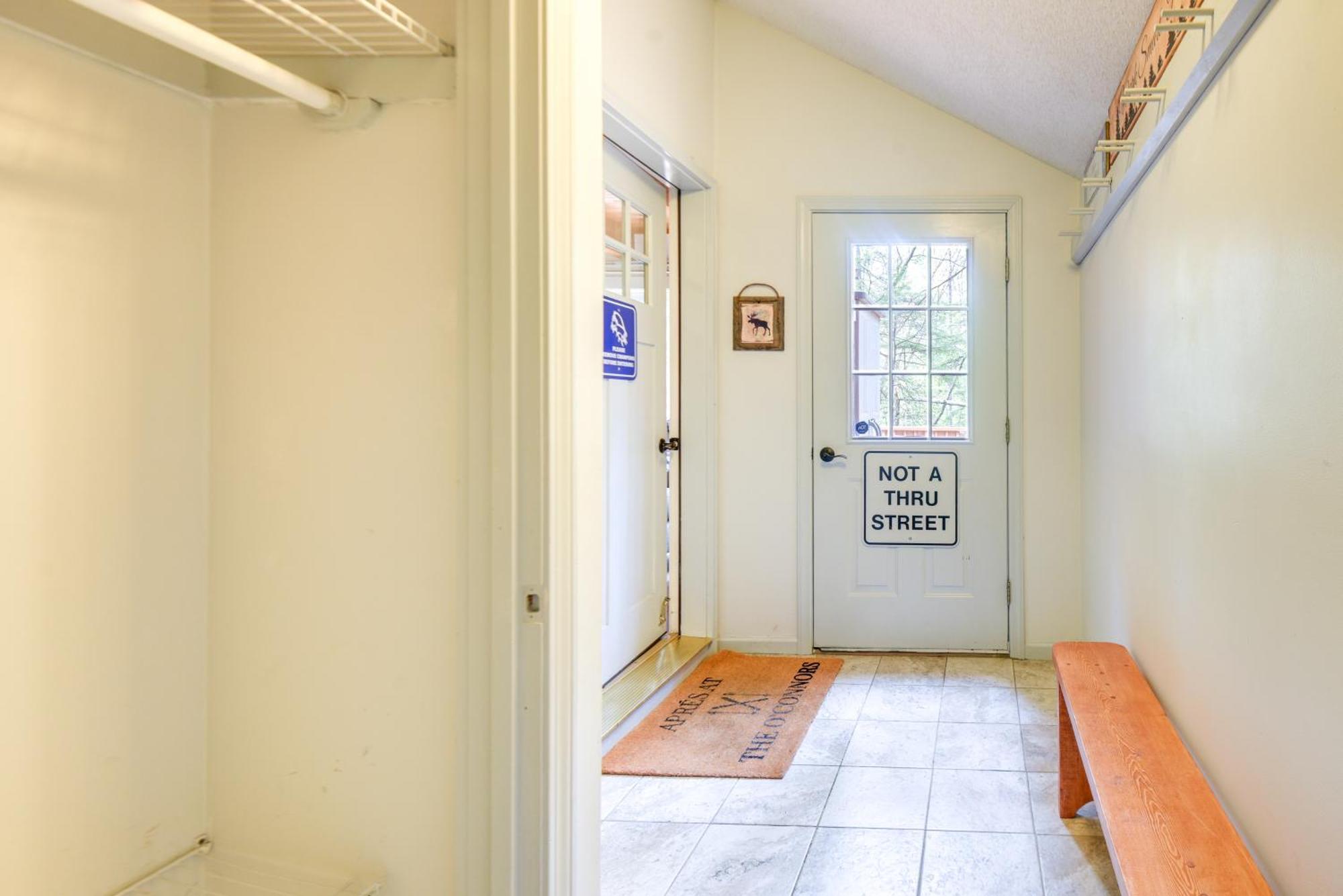 North Conway Vacation Rental Near Saco River! Exterior photo